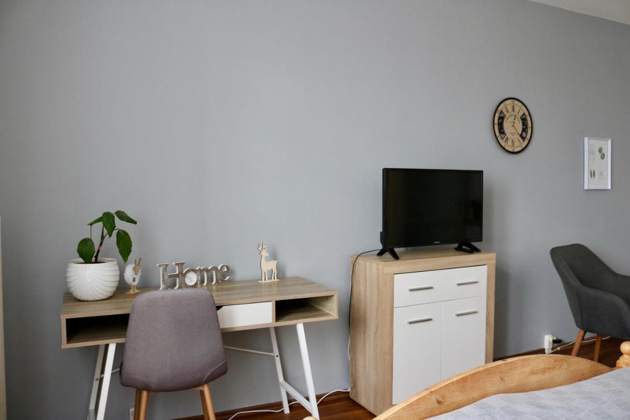 Orchidea Apartman Pecs Apartment Bagian luar foto